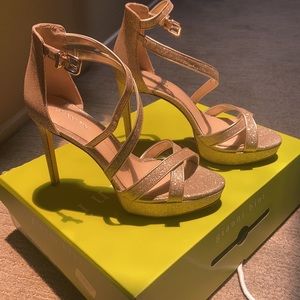 Corielle Sand Gold Gianni Bini Heels
